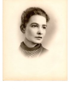 Elizabeth Sixt circa 1933